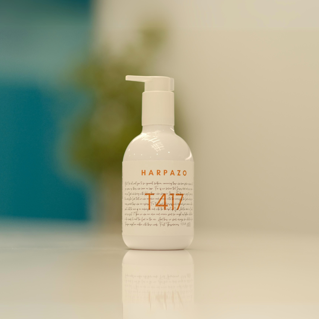 A pump bottle of T417 Wonderful Hand Wash with white background, the bottle is translucent with a pump dispenser and has the brand name and product number 'T417' printed on it.