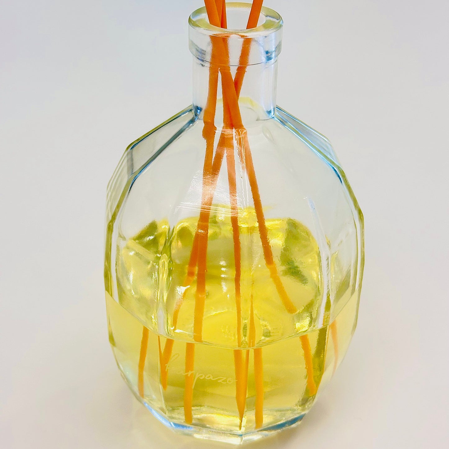 home fragrance diffuser